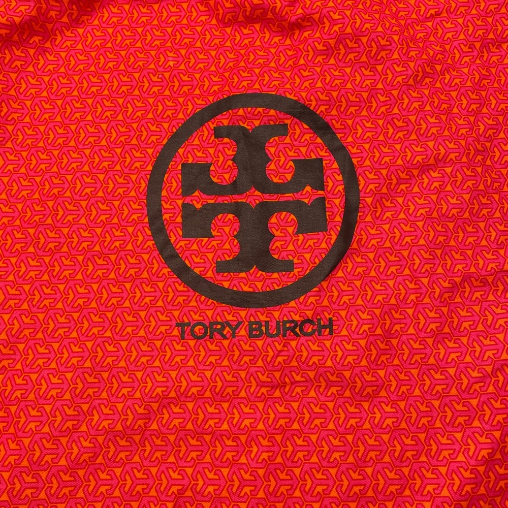 Tory Burch Magenta Bag - Picture 9 of 9